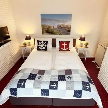 Hotel Rosmarin Garni 3*