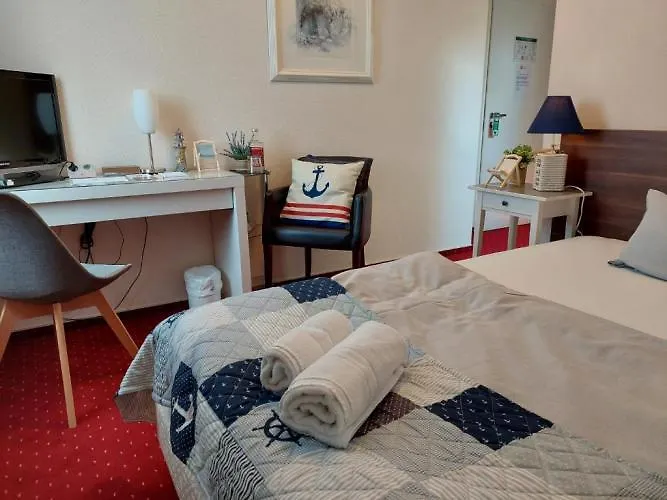 Rosmarin Garni Hotel 3*